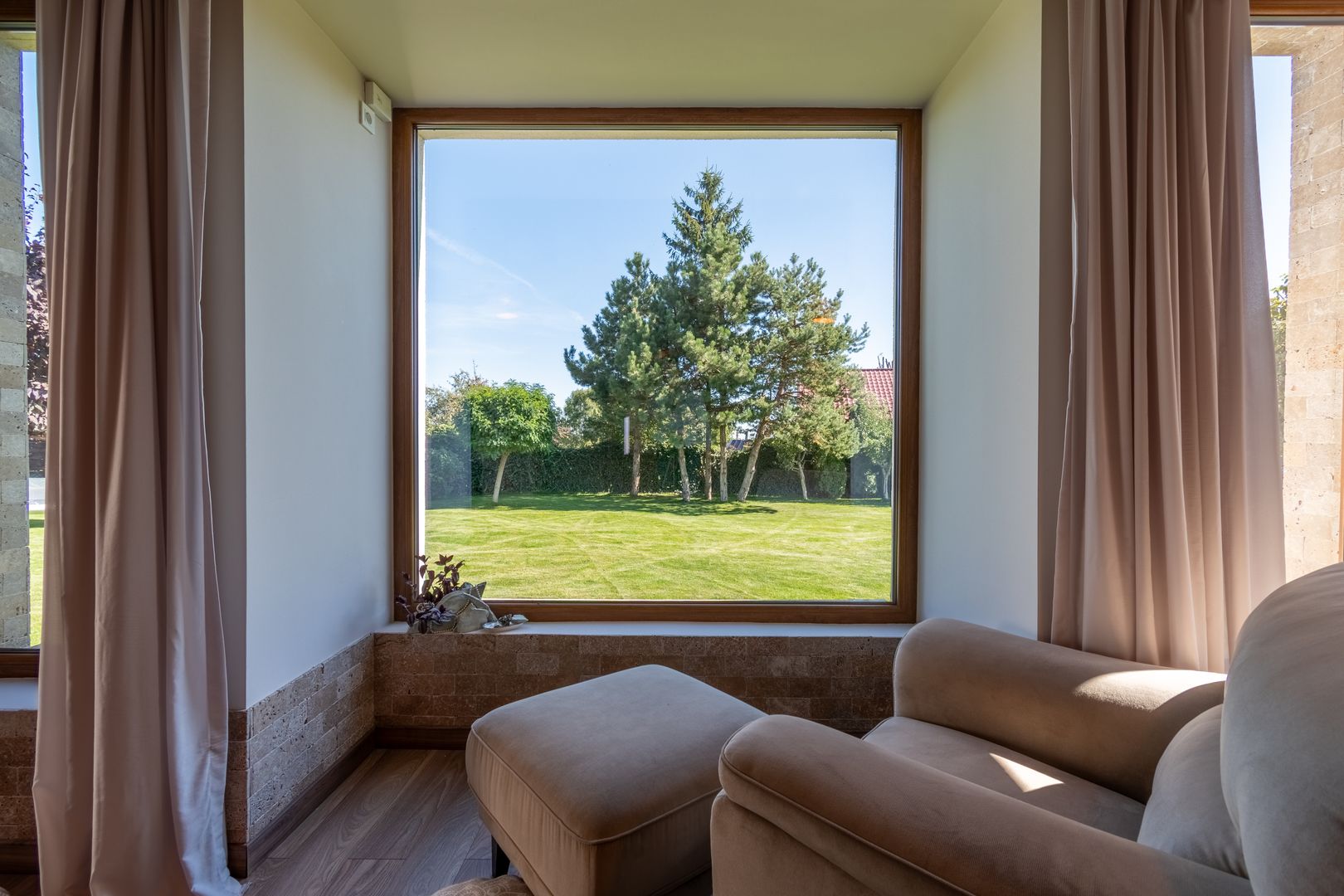 Proprietate exclusivista de vanzare: 2 case | 9 camere | 2000 mp teren - Poză 35