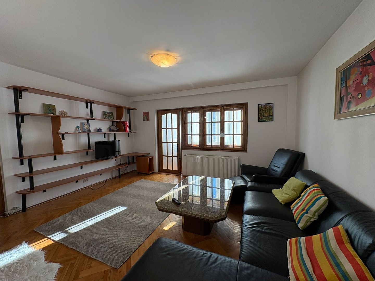 AP. 2 CAMERE PIATA SUDULUI, CENTRALA, LOC PARCARE, METROU 12 MINUTE - Poză 1