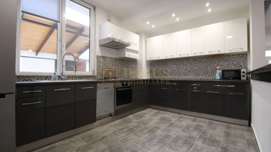 Casa individuala, zona Brytim, 4 camere + 2 bai, centrala proprie. - Poză 11