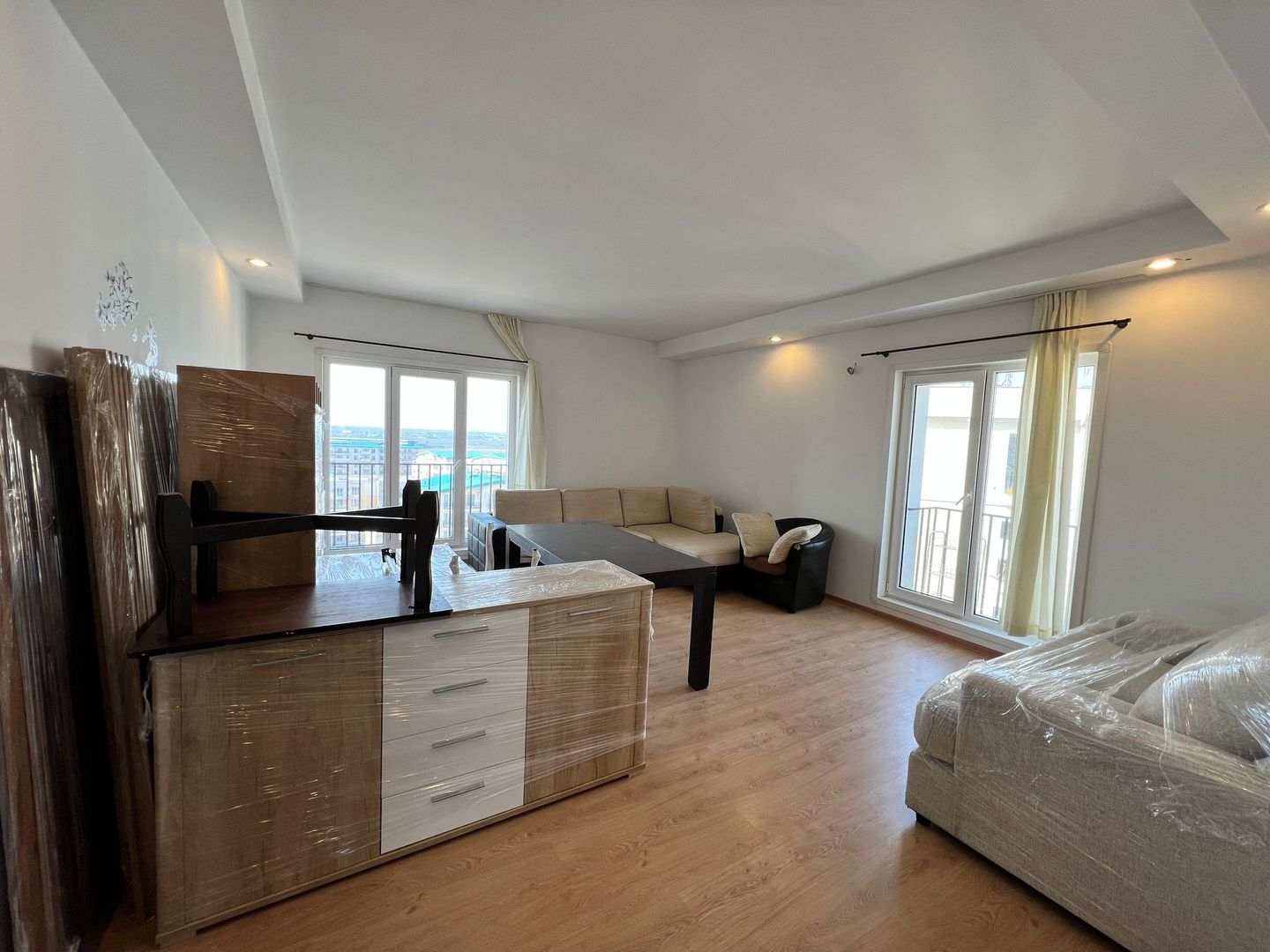 Apartament 3 camere Cosmopolis - Poză 5