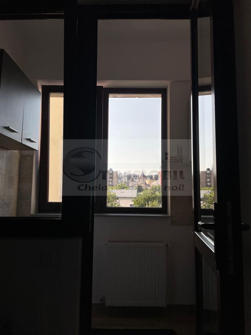 Garsonieră de închiriat – zonă centrală, aproape de Palas Mall - Poză 3