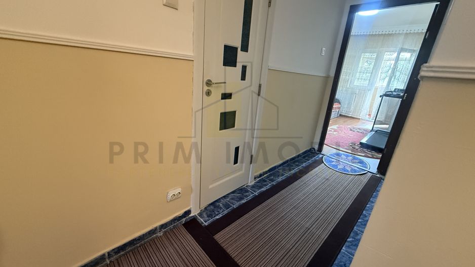 4 camere Decomandat Dacia, etaj intermediar, 1980 - Poză 13