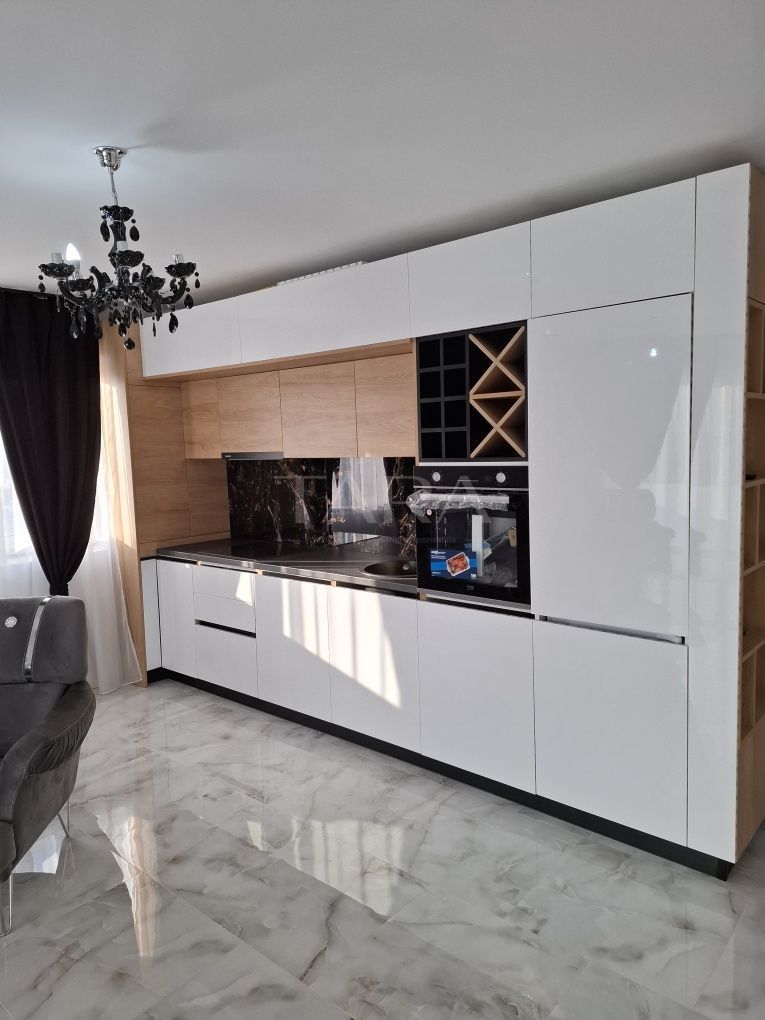 Apartament superb, ultrafinisat, complet mobilat. - Poză 2