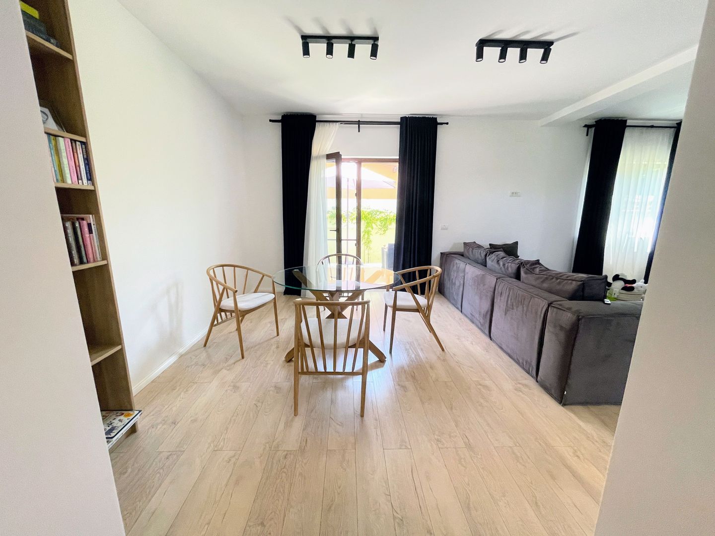 Mobilat si utilat complet in Dumbravita - Poză 3