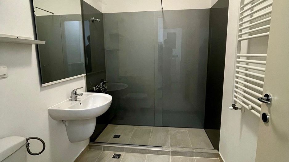 AP. 2 CAMERE JIULUI, BLOC NOU, BUCATARIE OPEN-SPACE, METROU 5 MINUTE - Poză 6