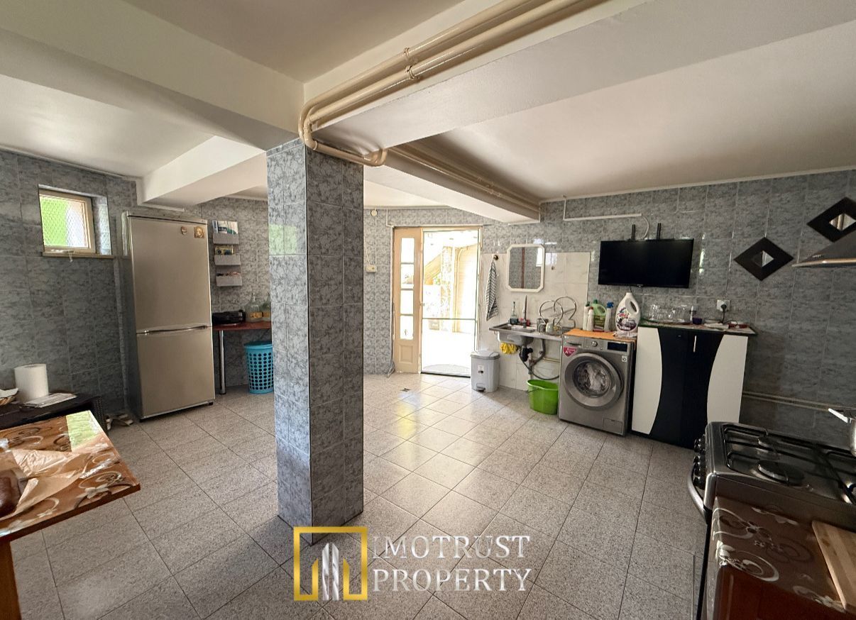 🏡 VILA DEOSEBITĂ DE VÂNZARE ÎN ARAD – ZONA CENTRALĂ - Poză 7