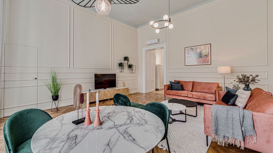 Apartament renovat in zona istorica - Poză 4