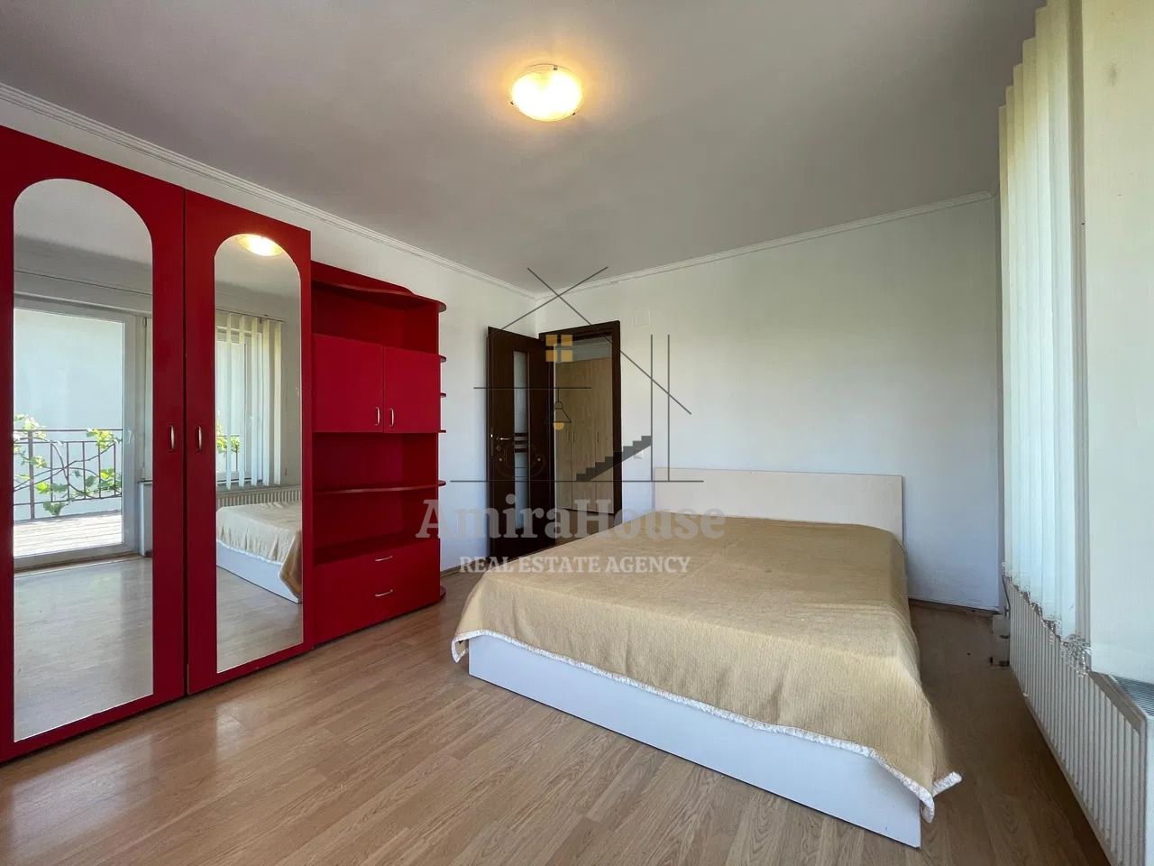 Apartament 3 camere cu terasa de 24 mp, parcare, imobil tip vila, Buna Ziua - Poză 2