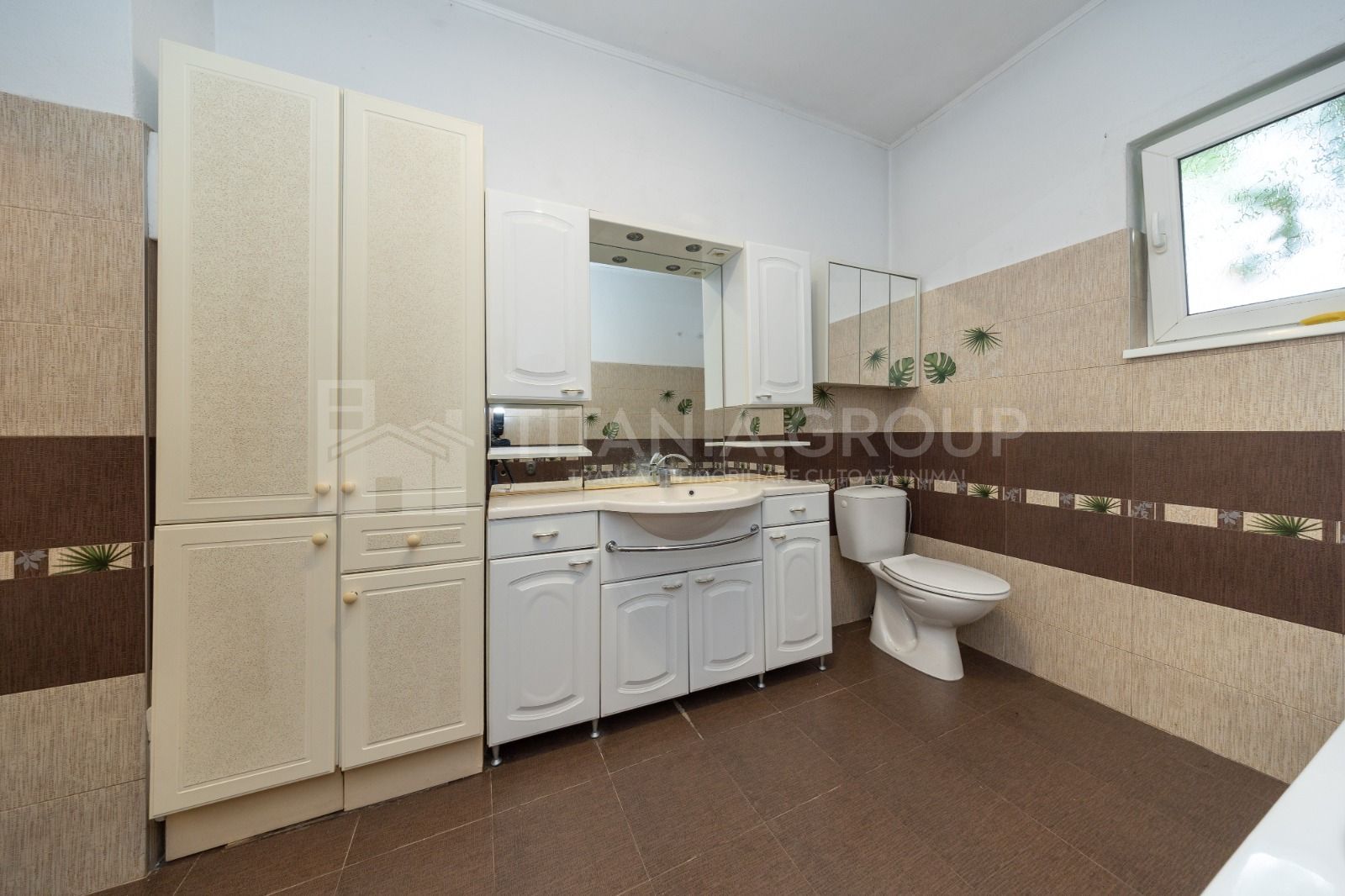 Casă cu teren 2.200 mp și deschidere la DN13 | Zonă mixtă | Brașov, Stupini - Poză 7