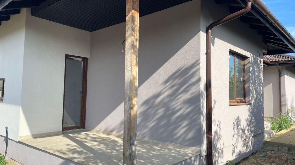 Duplex 4 camere - pozitie excelenta - Mosnita Noua - Poză 11