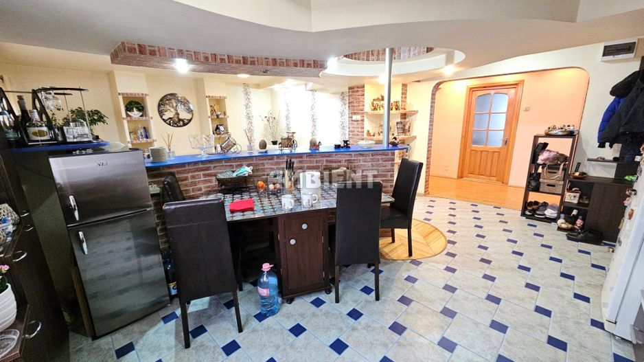 Apartament cu 4 camere, mobilat și utilat, zona TRAIAN; - Poză 5