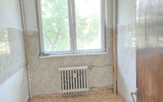 Proprietar, vand ap. 3 camere semidecomandat, Gorjului, et. 3 9 - Poză 6