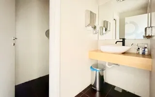 Un sediu care inspiră încredere, în inima Timișoarei - Poză 21