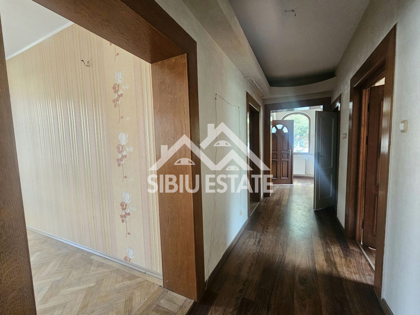 Casa Sibiu central, teren 1000 - Poză 8