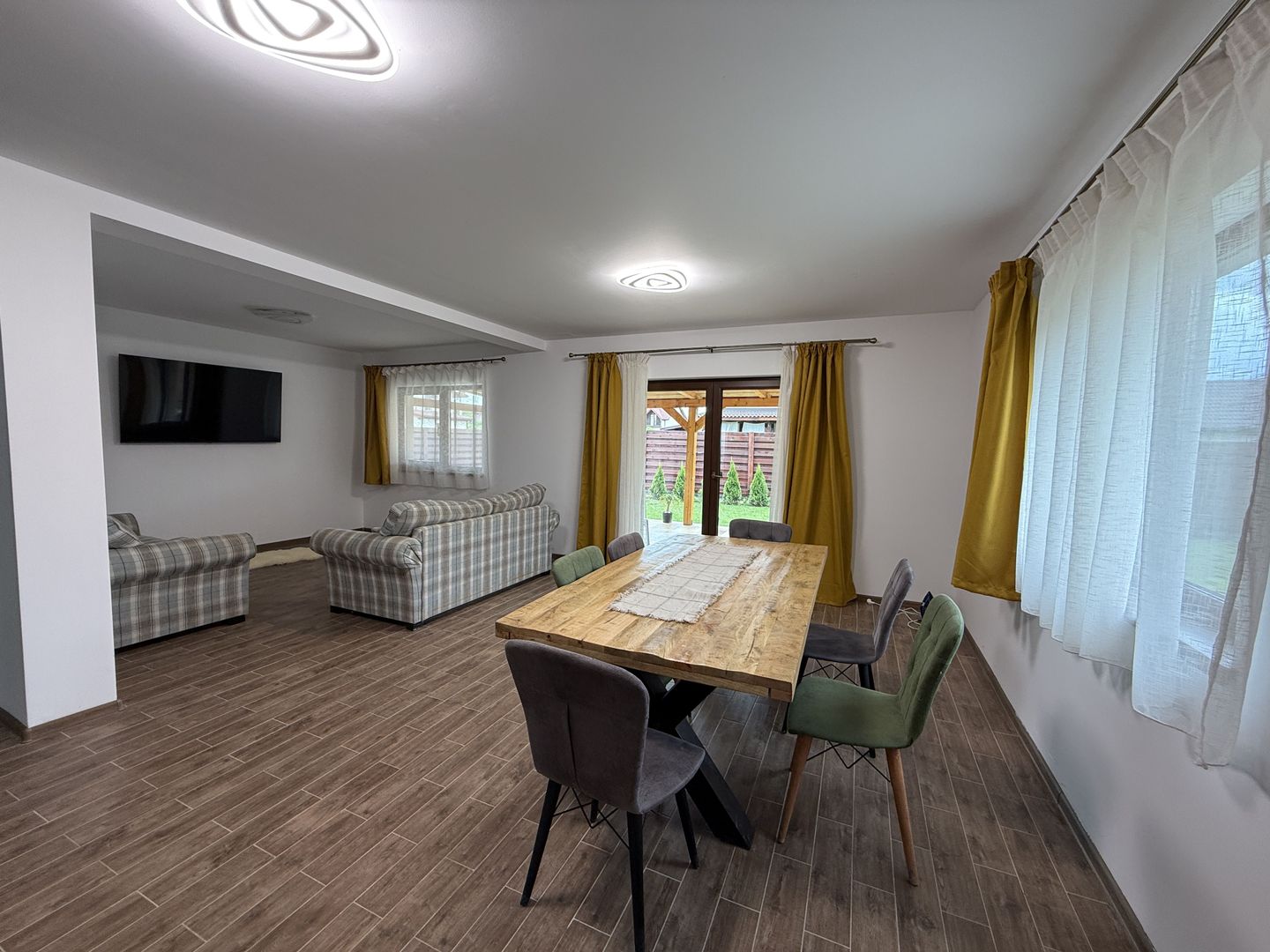 Casă single de vânzare - Cartier Izvor - Poză 19