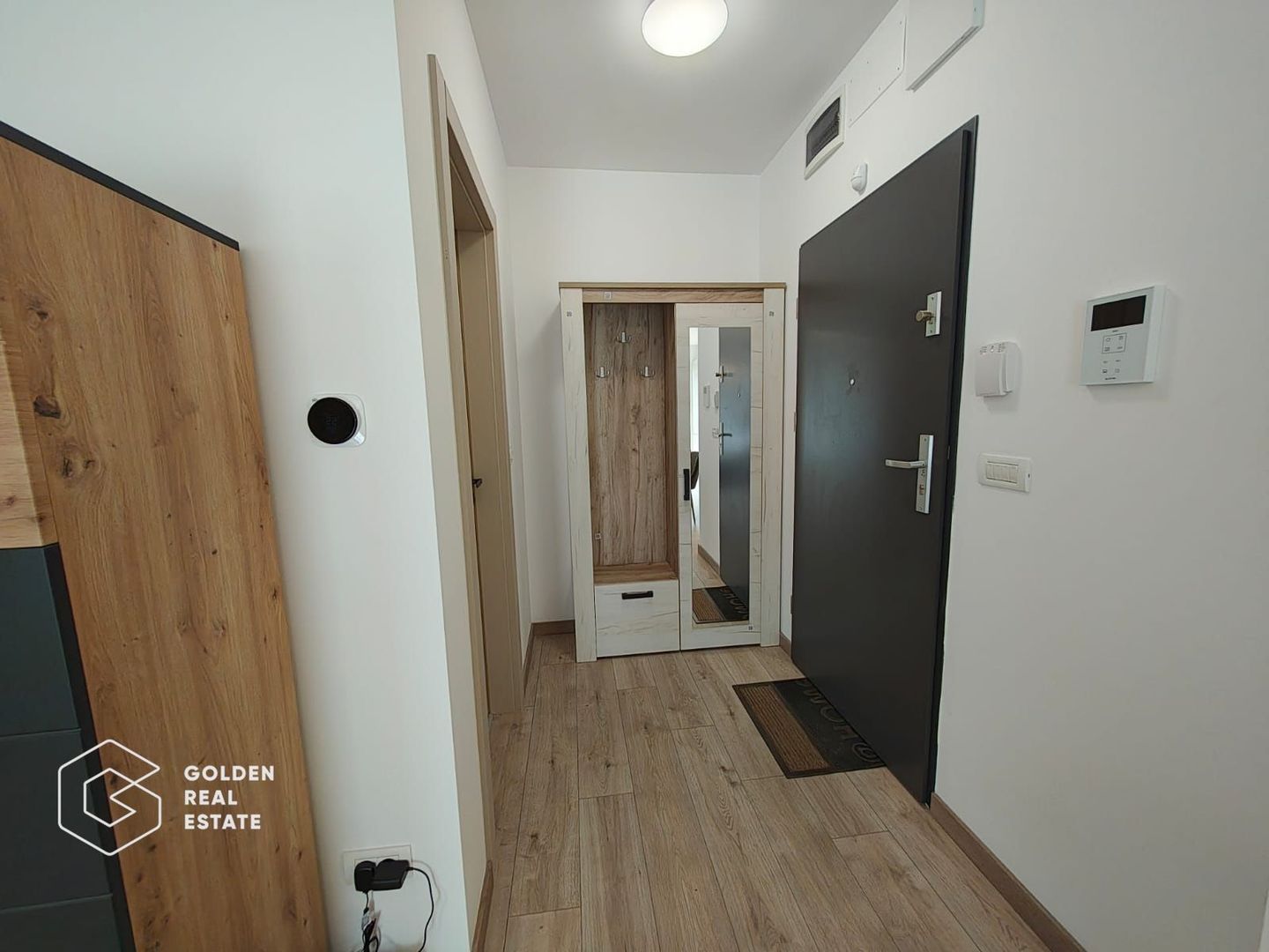 Apartament nou, complet mobilat si utilat, Adora Central - Poză 12