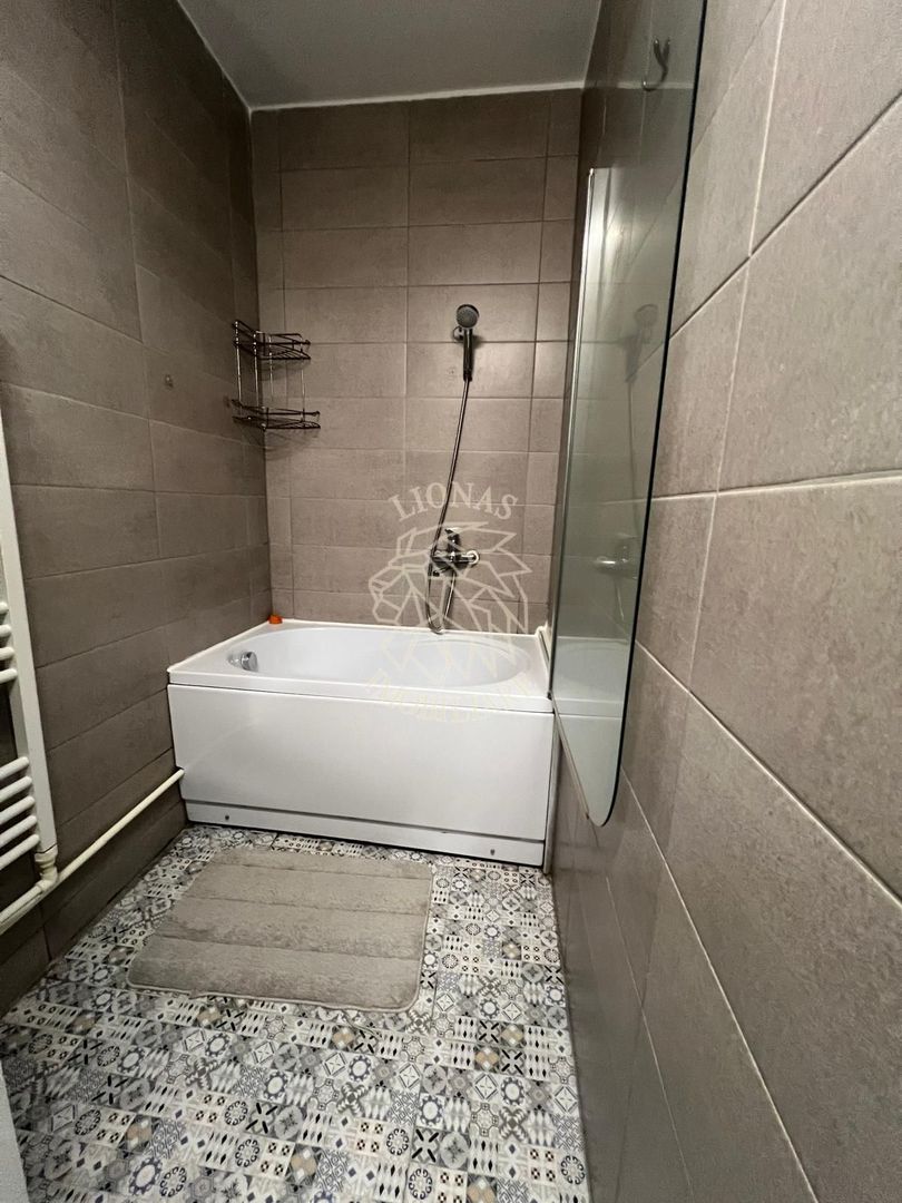 Apartament 2 camere-balcon-curte comuna-parcare-Zona Spalatoria Mara - Poză 6