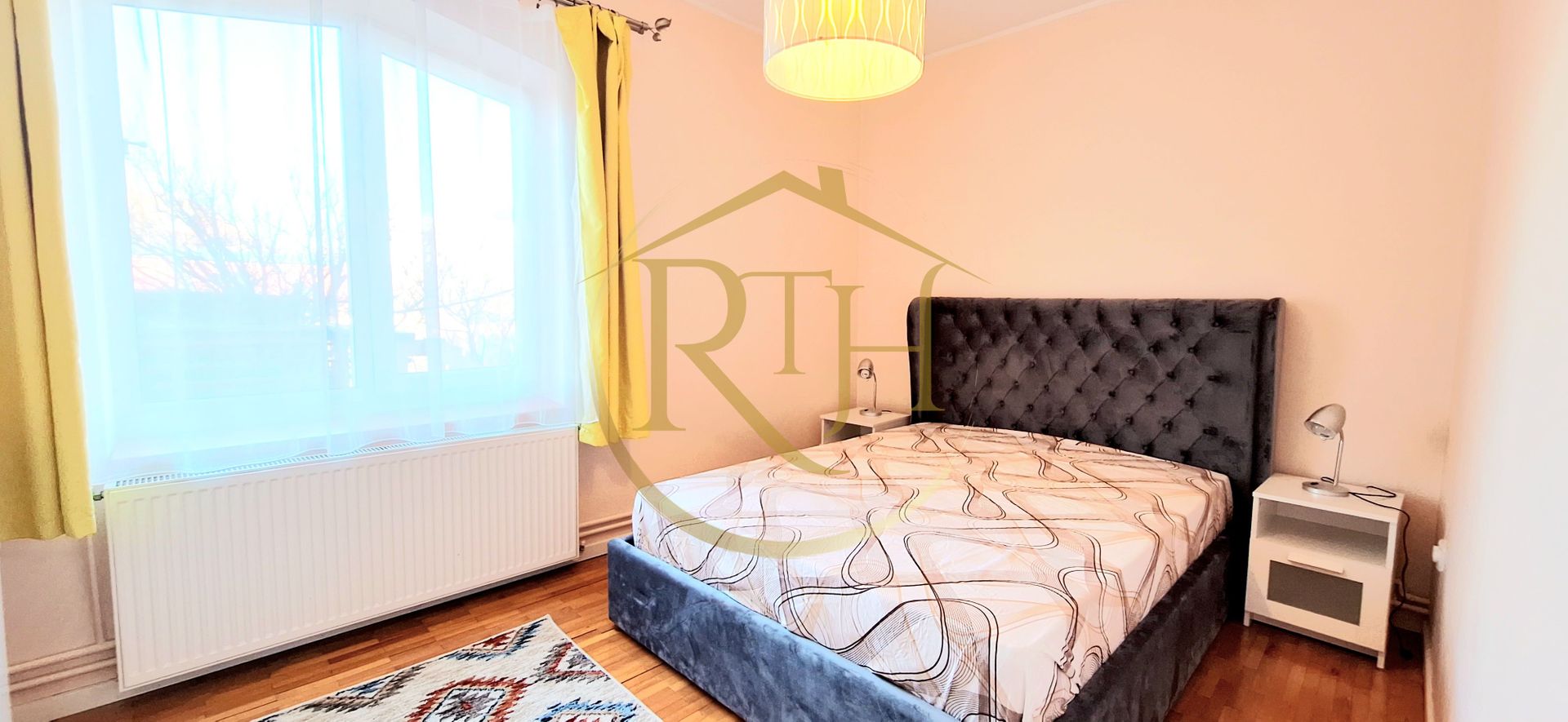 Oferim spre inchiriere un apartament cu 3 camere,modern, zona Spitalul Judetean - Poză 2