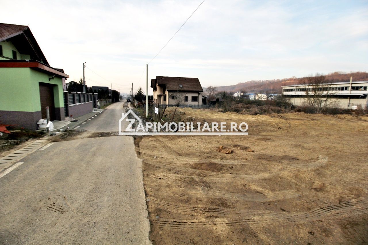 Teren pentru casă cu uilităti si asfalt 830 mp.deschidere 17 - Poză 3