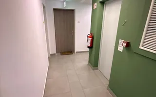 ISHO| 2 camere| parcare subterana| langa malul Bega| balcon| lift| etaj 9 - Poză 22