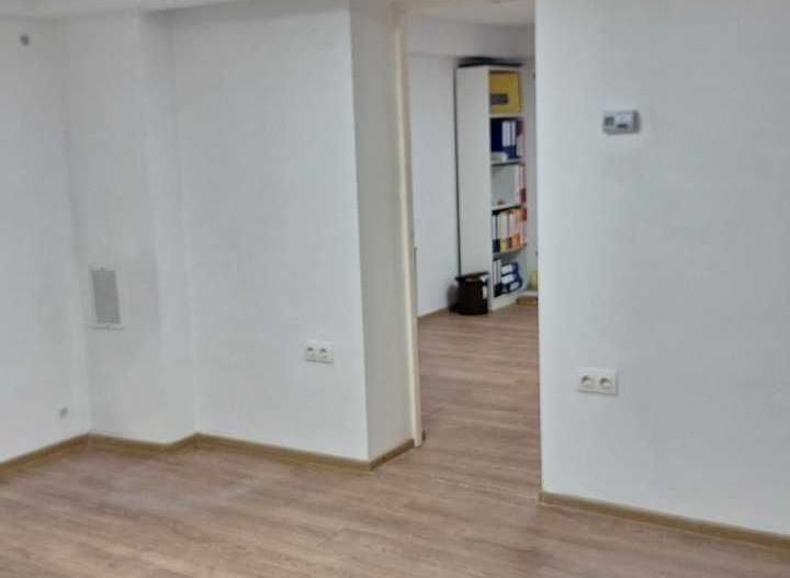 BRASADAS vinde apartament ultracentral RENOVAT 34mp. - Poză 1