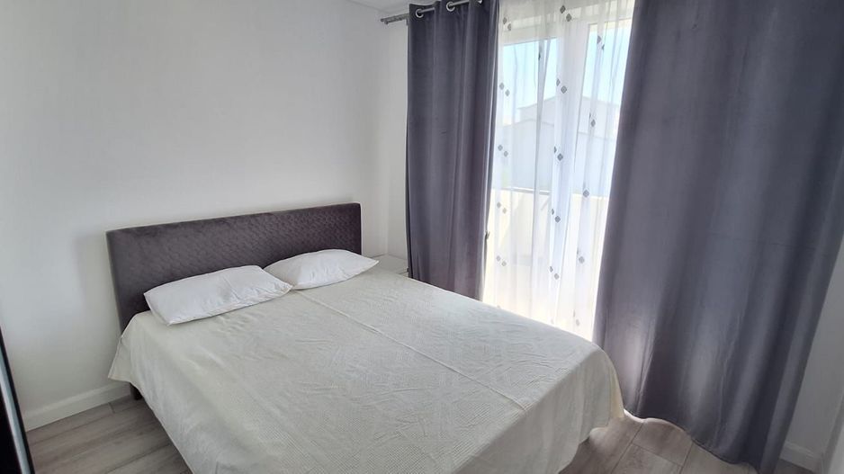 Studio 42mp Aparatorii Patriei 4/6 - Poză 4