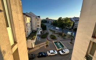 De vânzare apartament 2 camere decomandate – zonă centrală Bulevardul - Poză 1