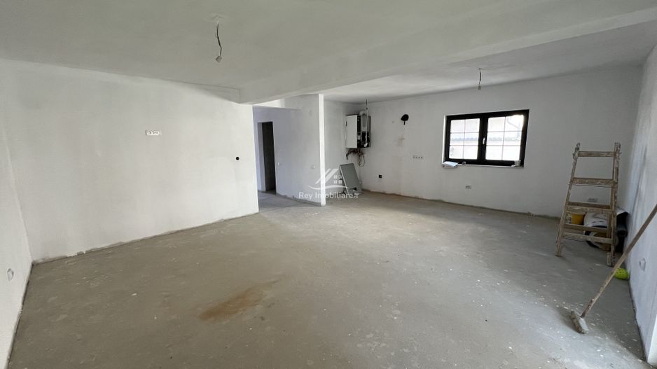 Duplex Modern și luminos 6 cam. la vânzare în Șelimbăr zona Trifoiului - Poză 4