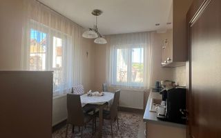 Casa de Vanzare Rasinari | 6 Camere | 200 MPU | Teren 979 MP | - Poză 31