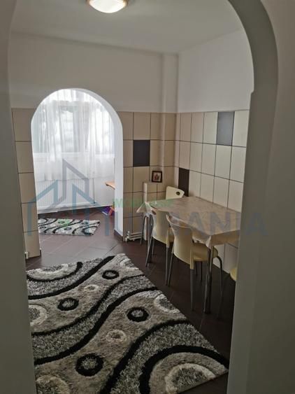 Apartament 2 camere decomandat în Nicolina - Poză 1