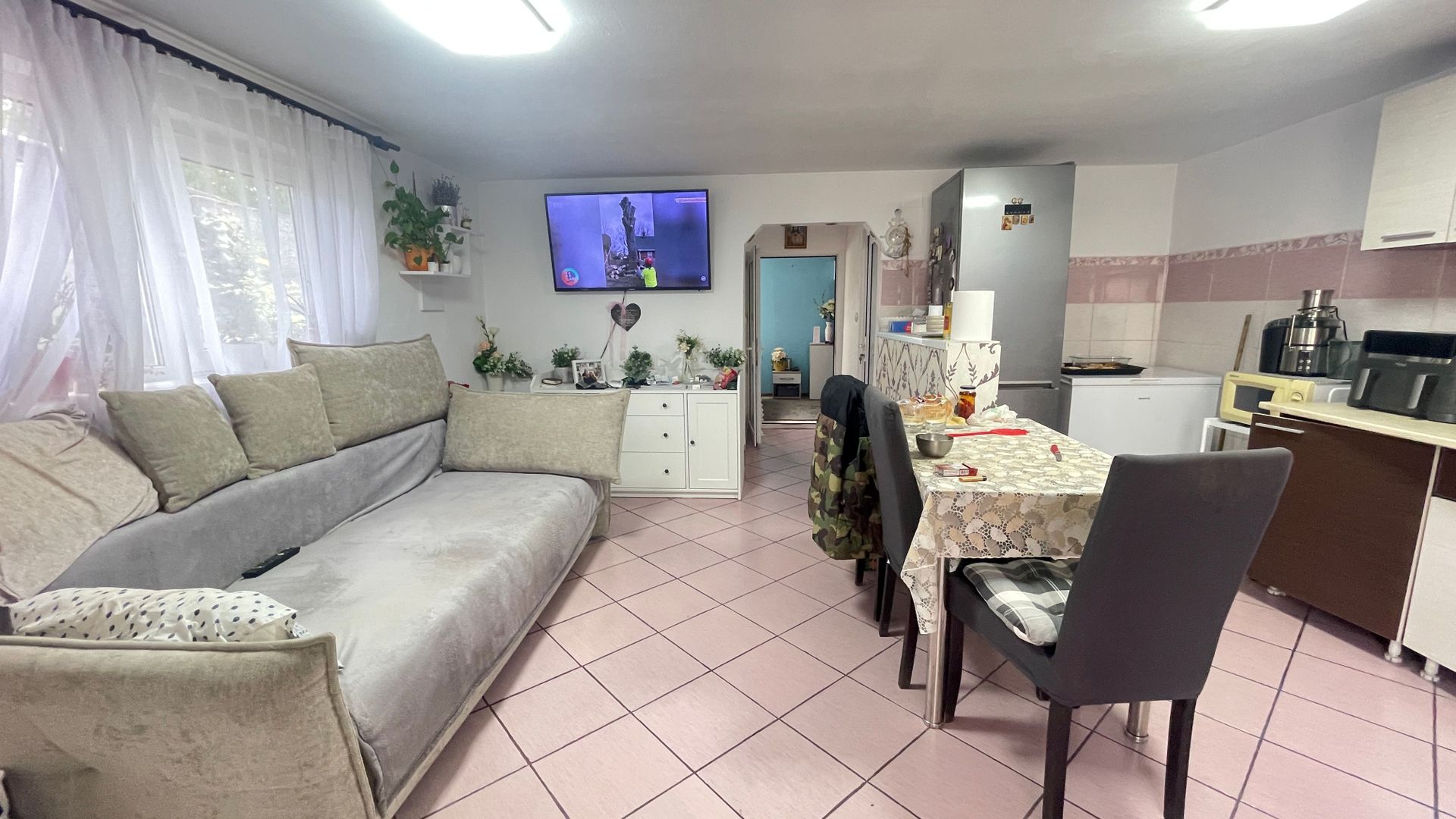 Casa de vanzare zona Bogdanesti - Poză 8