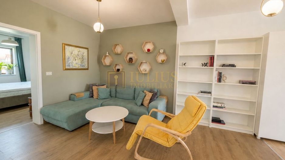 Casă modernă 3 camere, mobilată complet, curte 300 mp - Poză 1