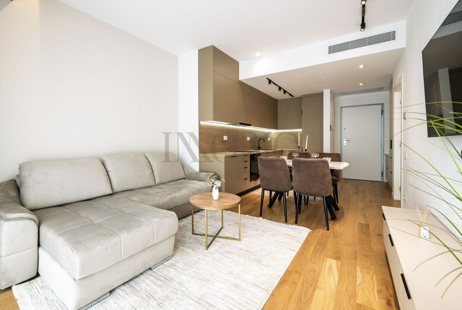 Apartament 2 Camere | Loc de Parcare | Up-Site - Poză 1