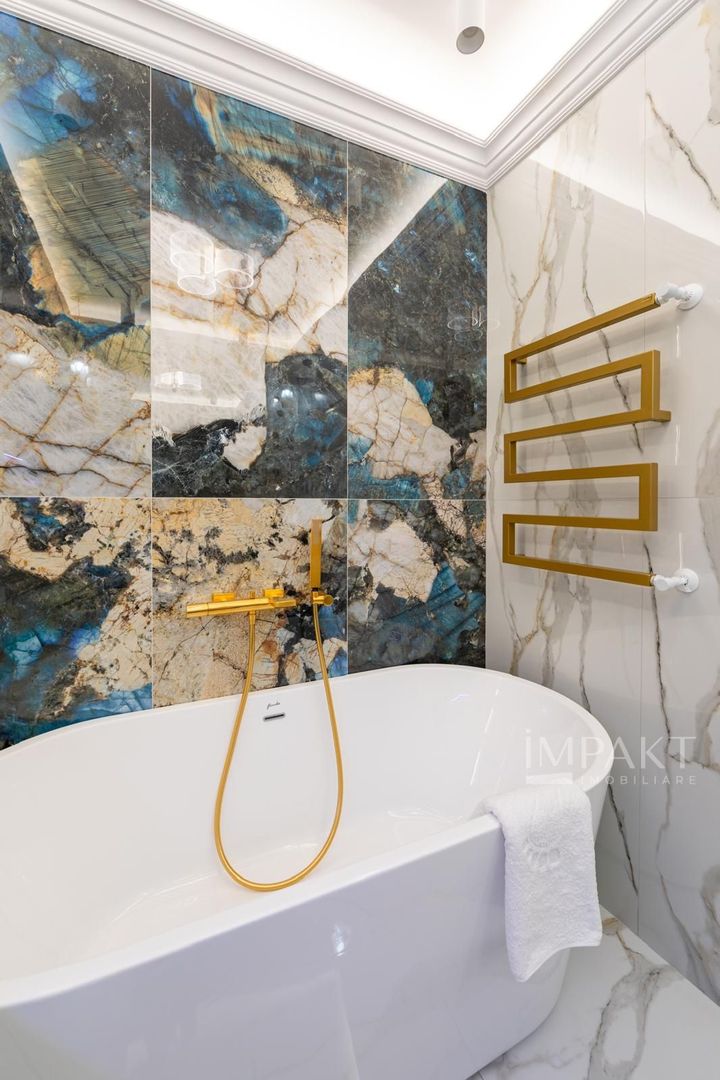 Apartamentcu 2 camere finisat lux in zona centrala - Poză 14