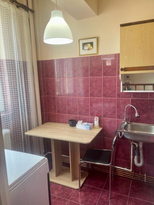 AZURA Imobiliare Pitesti - De Inchiriat Garsoniera Ultracentral - Poză 6