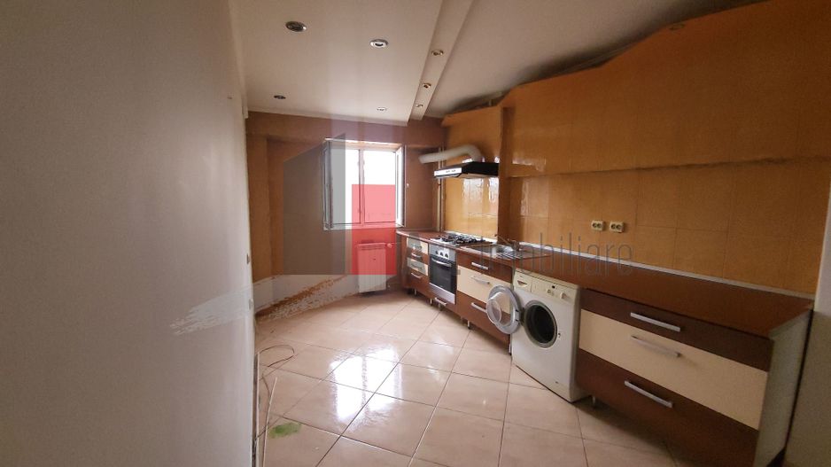 Apartament 3 camere decomandat Tineretului - Poză 7