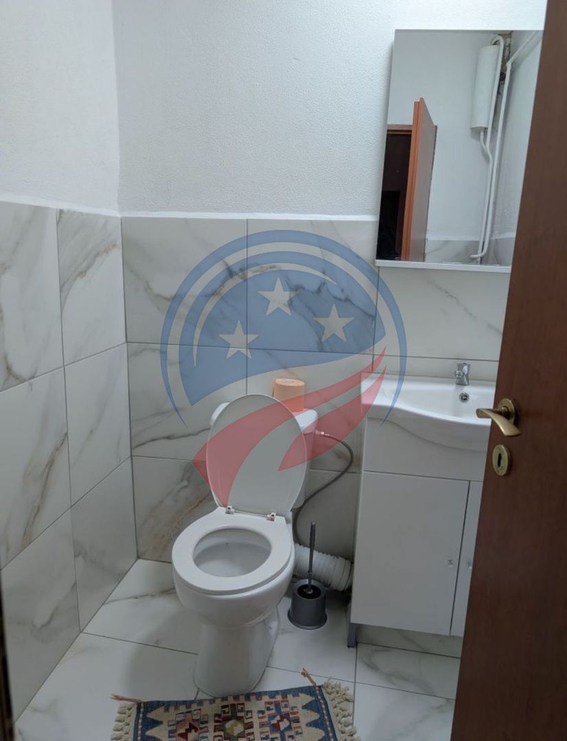 Apartament generos 4 camere, confort sporit, etaj 4/4, izolat termic - Poză 7