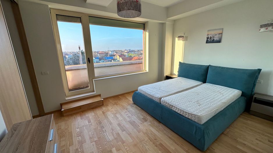 Penthouse de închiriat cu terase de 65 mp - Poză 13