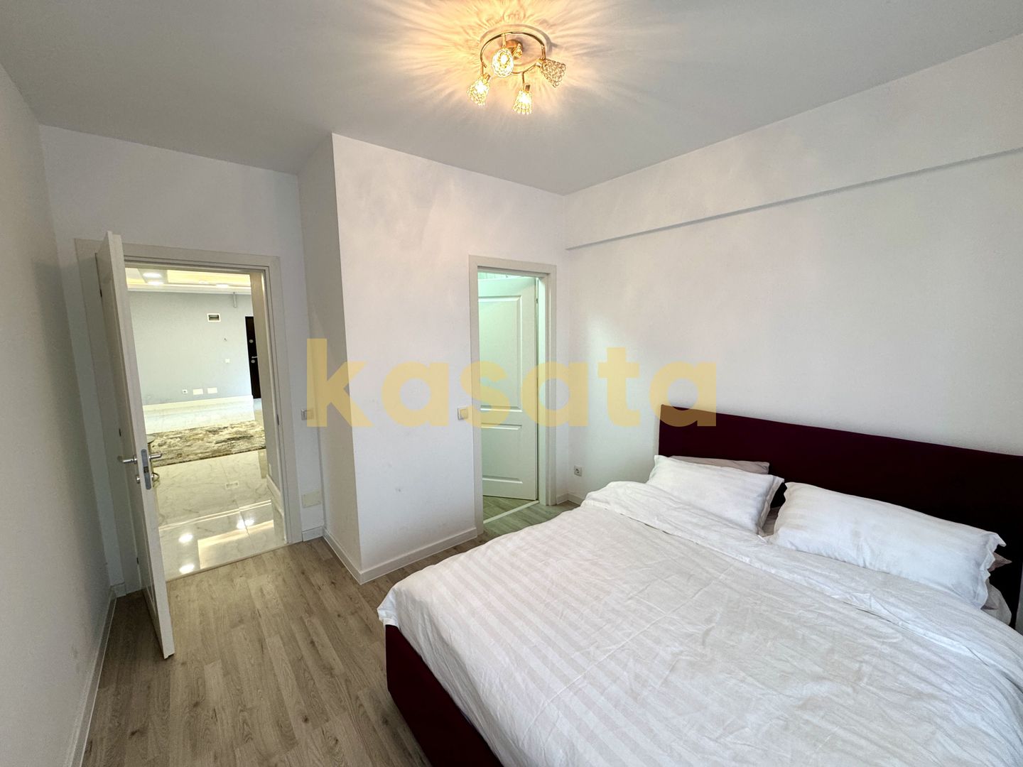 Bucurestii Noi - Soseaua Chitilei - De vanzare apartament cu 4 camere - Poză 3