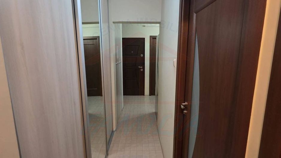 SE VINDE APARTAMENT 3 CAMERE, MICRO 17, 91.000 EURO - Poză 8