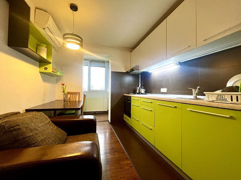 Apartament 2 camere, renovat si complet mobilat, zona Complex - Fabrica de bere - Poză 1