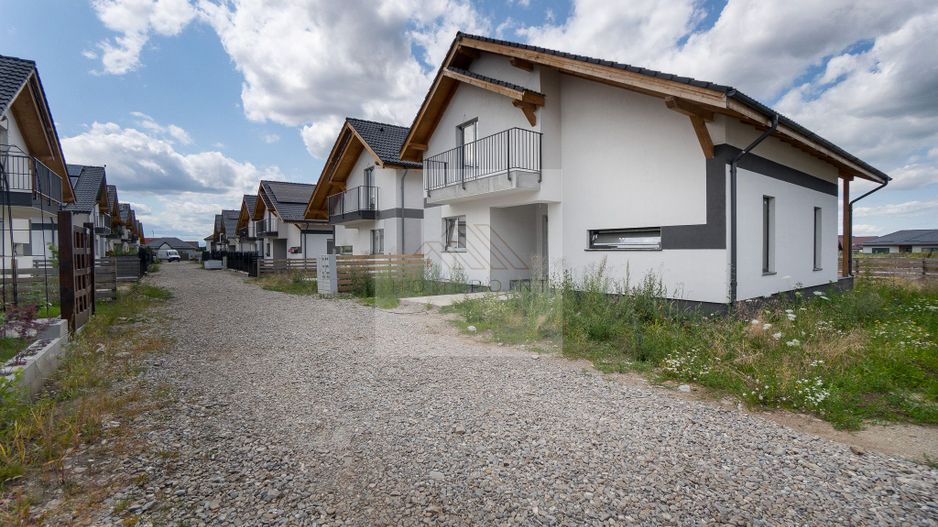Casa de vanzare | Izvor Tărlungeni - Poză 9