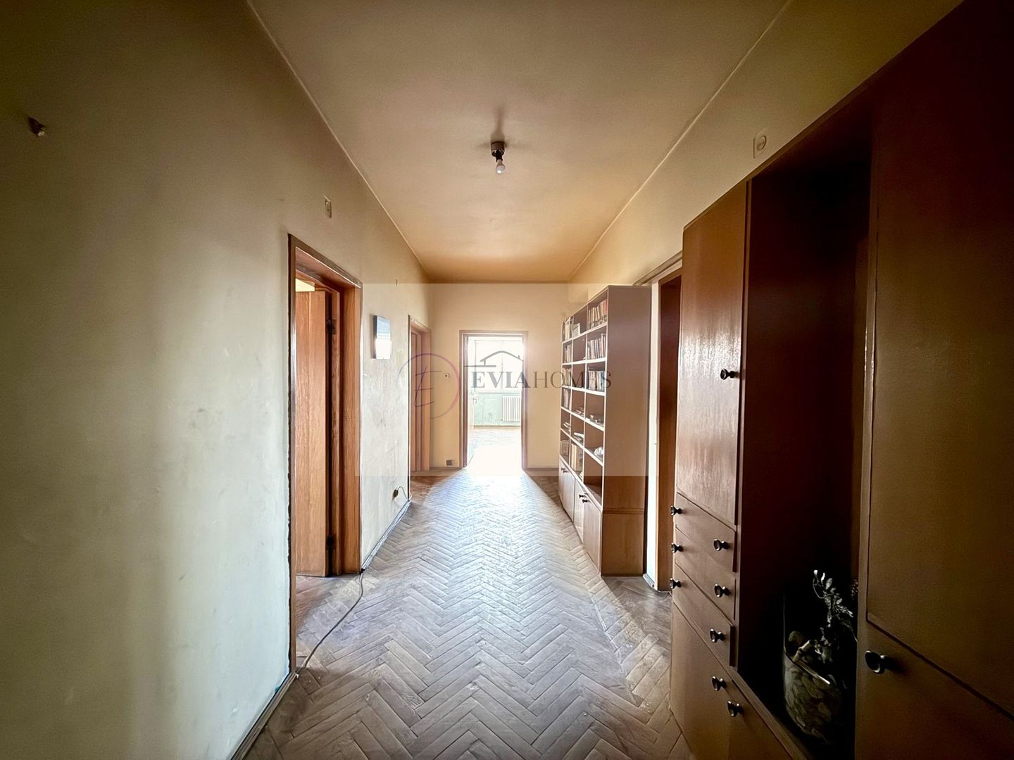 Zona UMF/4 camere/garaj inclus/120 mp - Poză 3