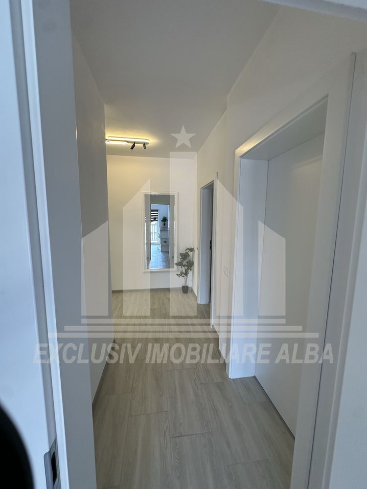 Apartament 3 camere, bloc nou, zona Centru, ultrafinisat - Poză 6
