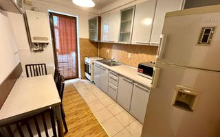 Apartament cu 2 Camere, Etaj 2, Zona Stadion - Poză 3