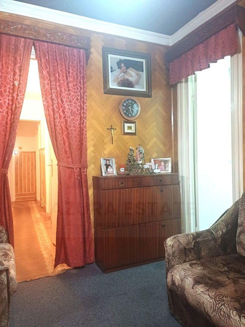 Apartament 4 camere 85 mp utili etaj 1 si pivnita in zona Vasile Aron - Poză 7