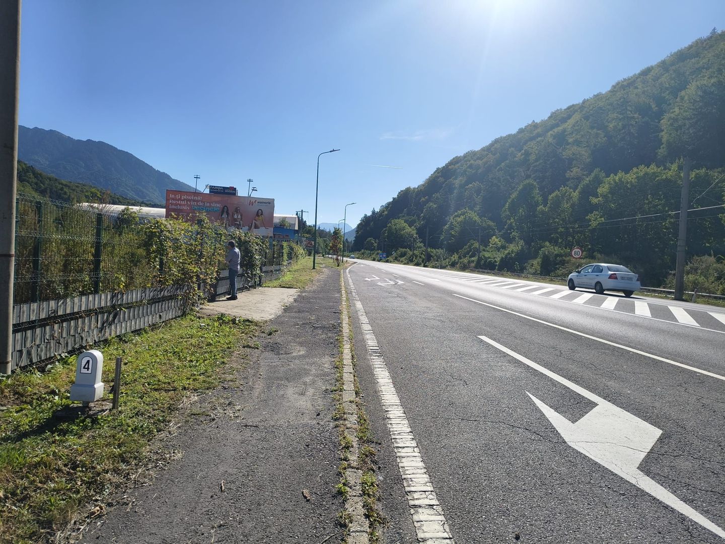 Vand Teren intravilan - Poză 1