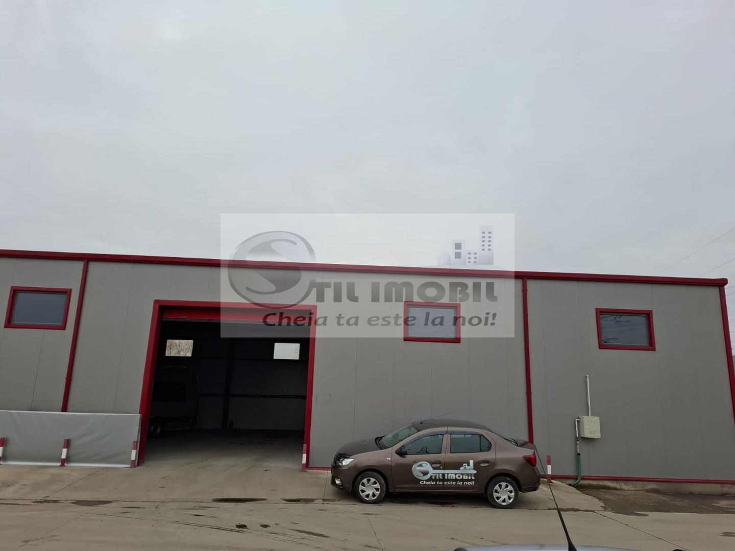 Inchiriez depozi de 250 mp+ birouri pe str. Trei Fantani - Poză 2