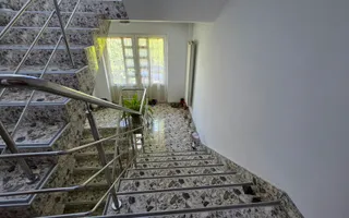 VILĂ SPAȚIOASĂ ÎN TĂTĂRAȘI | 450 MP | CURTE 400 MP - Poză 12