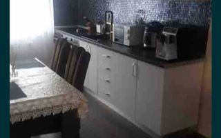 Apartament de vanzare cu 3 camere, Micro 16 Satu Mare etaj 4/4 - Poză 1